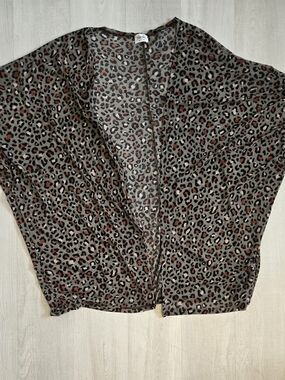 Leopard Print Open Front Women's Top in Olive Creen, Taupe and Rust